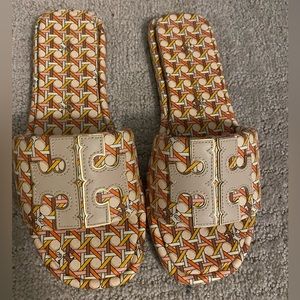 Tory Burch slides size 7.5